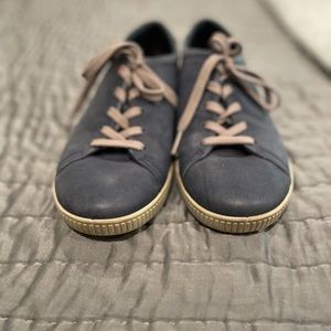 ECCO sneakers Women’s size 39